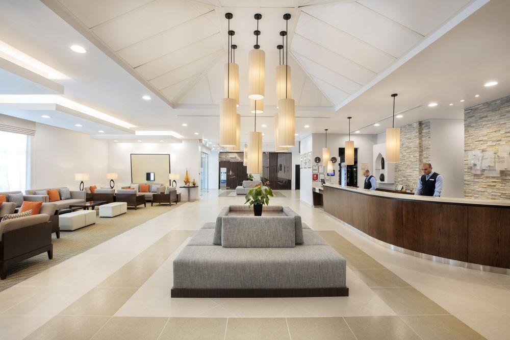 Holiday Inn Express Dubai Safa Park, An Ihg Hotel Екстер'єр фото